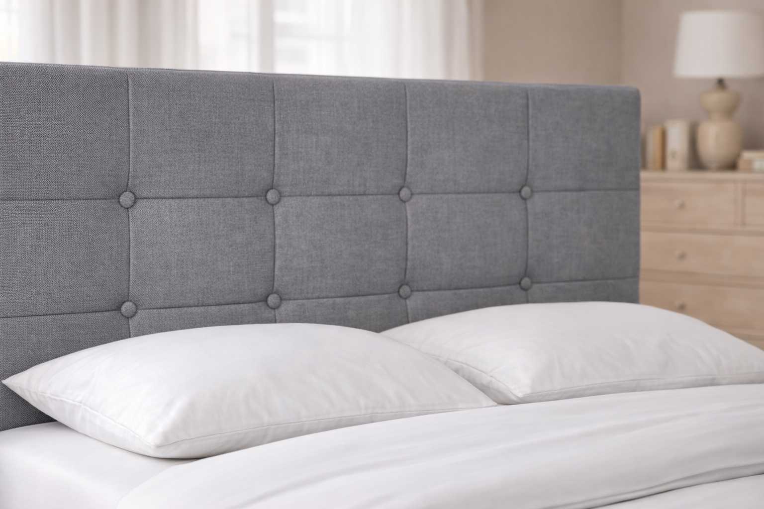 Bonde bed set button-tufted upholstered headboard detail
