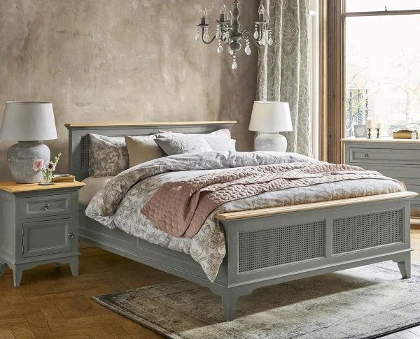 Helen-Bed