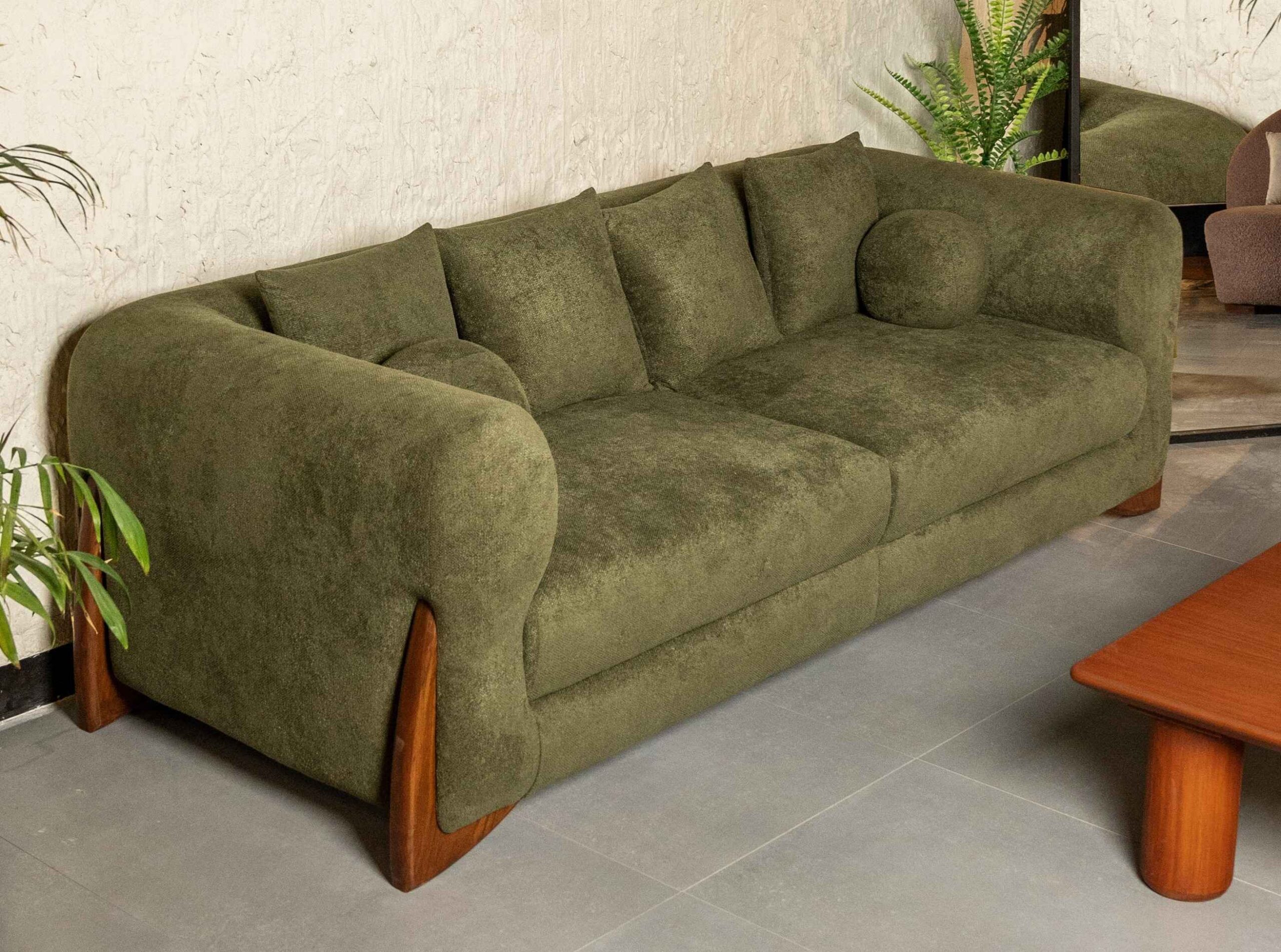 Ovarine Sofa Set
