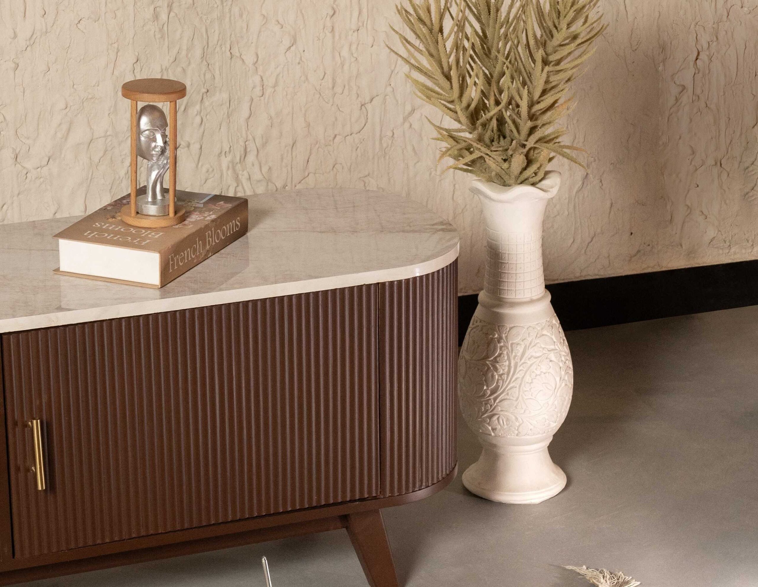 Zenvra TV and LED Table 2