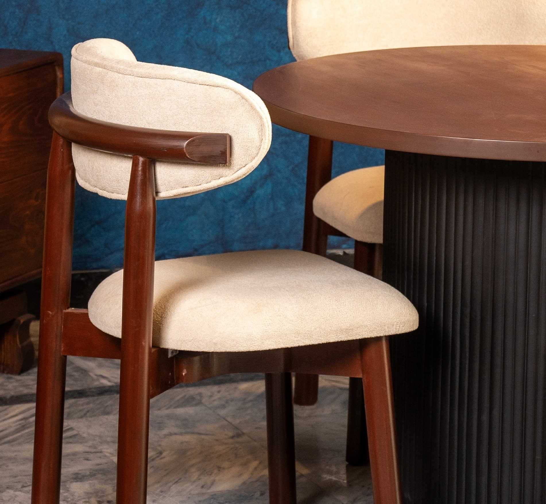 Celvar Dining Set 1 Celvar Dining Set