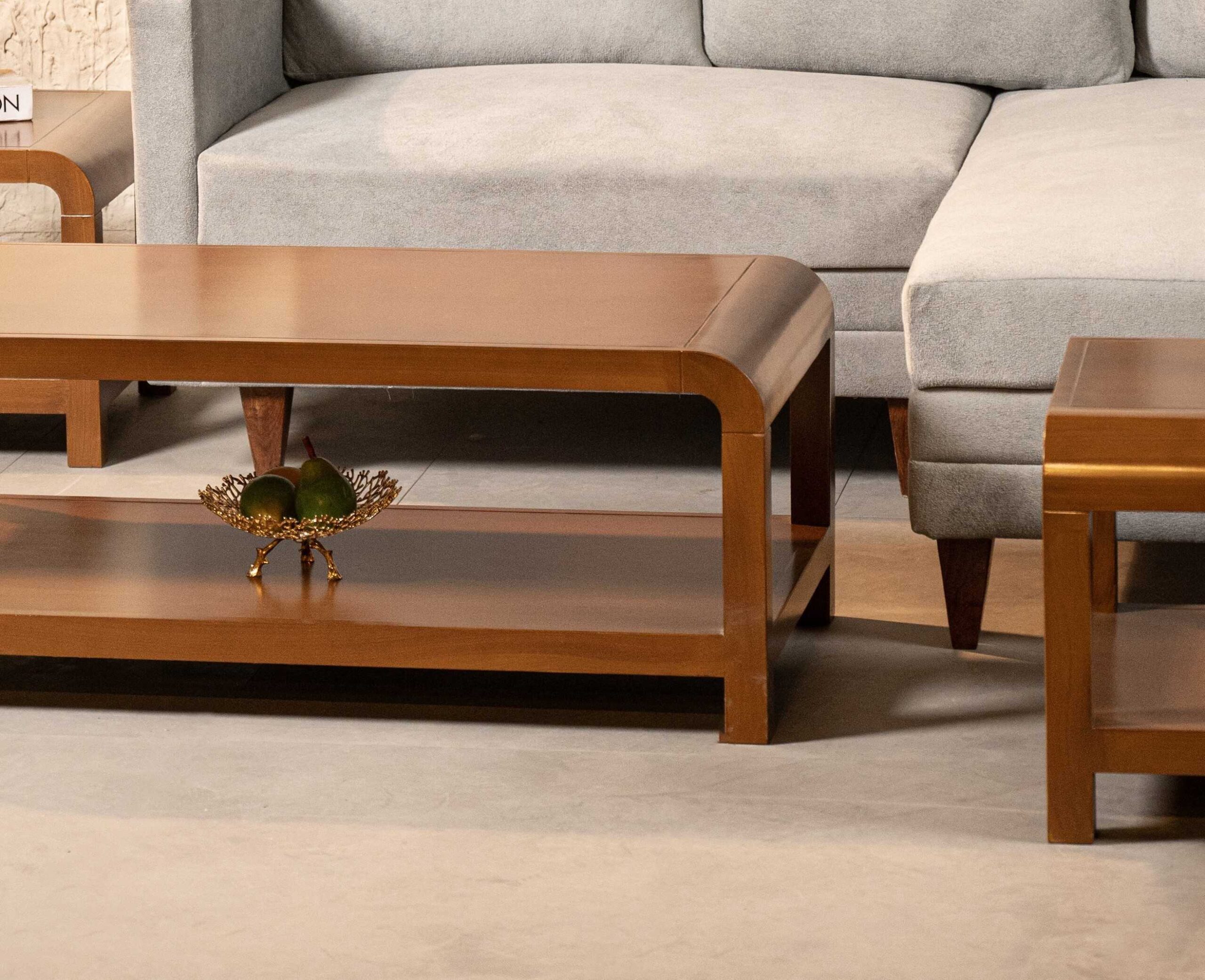 MelloCurve Center Table