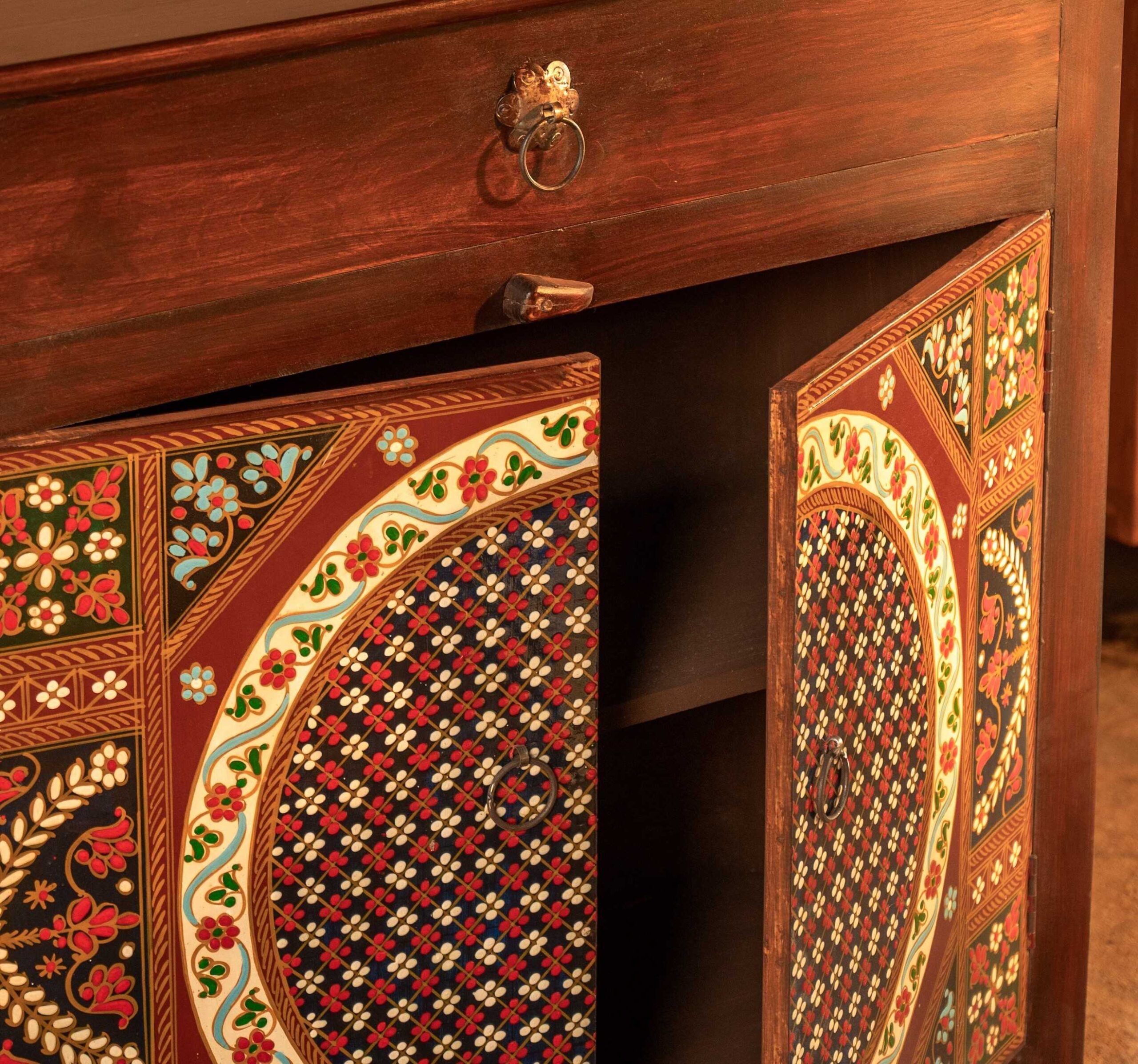 Dreamiq Chest of Drawer 4 Dreamiq Chest of Drawer