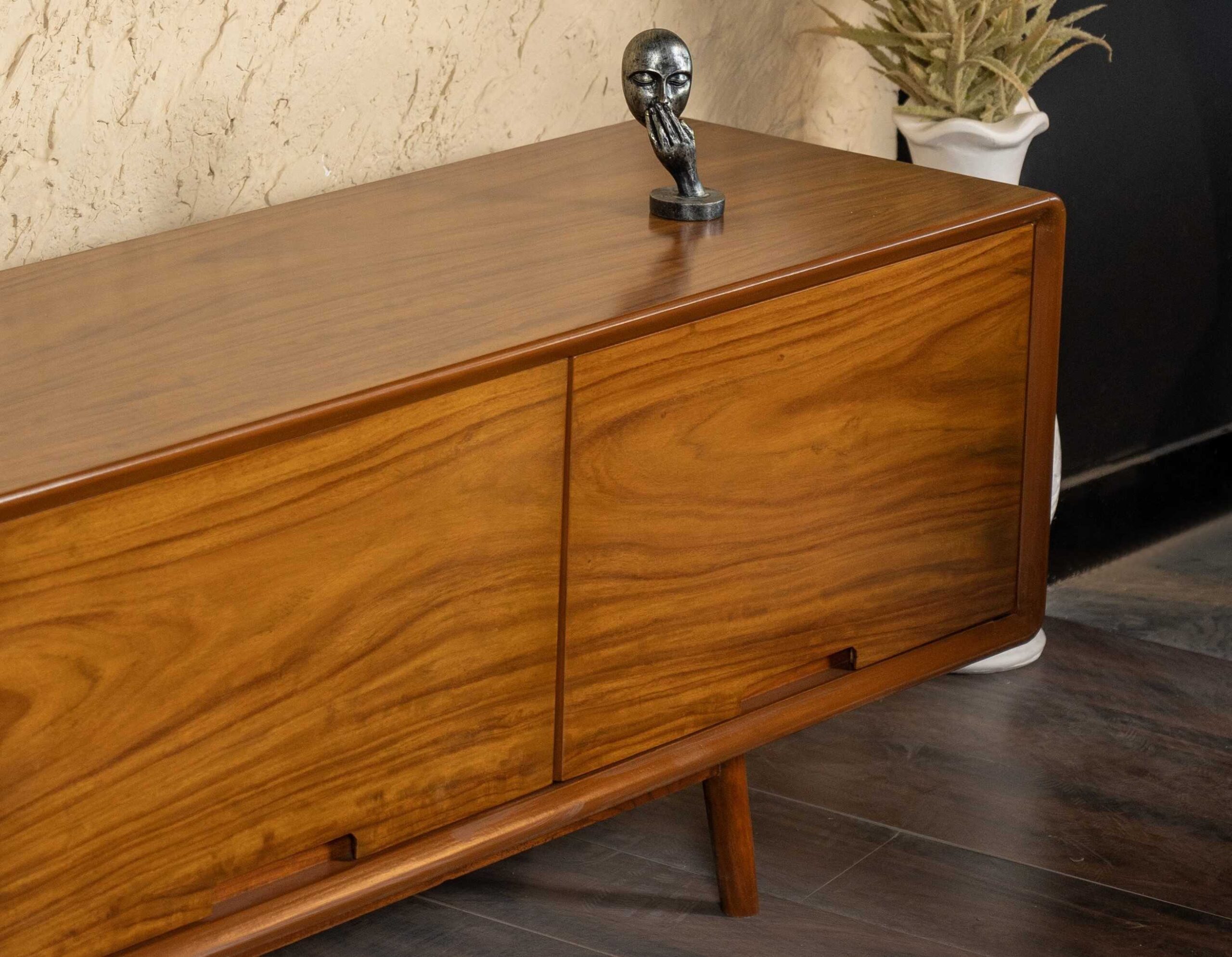 Morvyn TV and LED Table