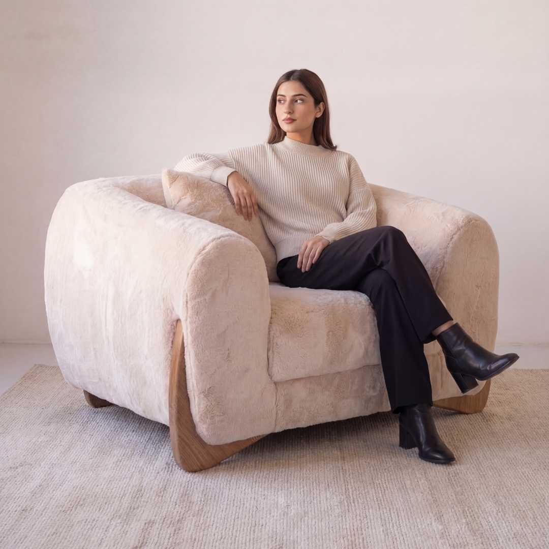 Veloura Sofa