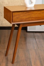 Noble Walnut Console